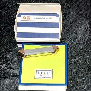 New in box Keep Collective Pin Keeper - Rose Gold